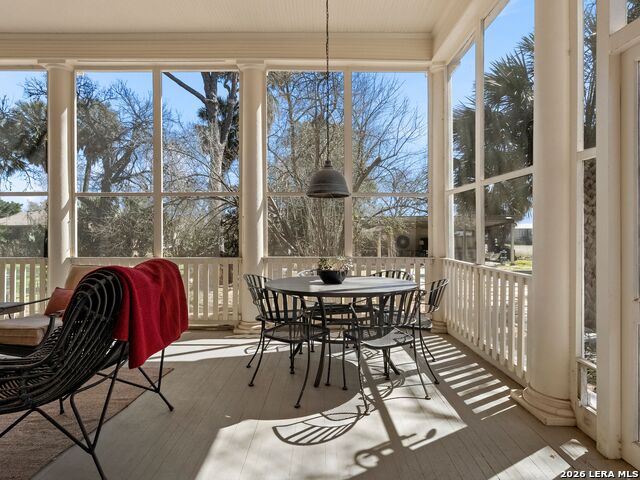 Image 34 of 60 For 372 Magazine Ave