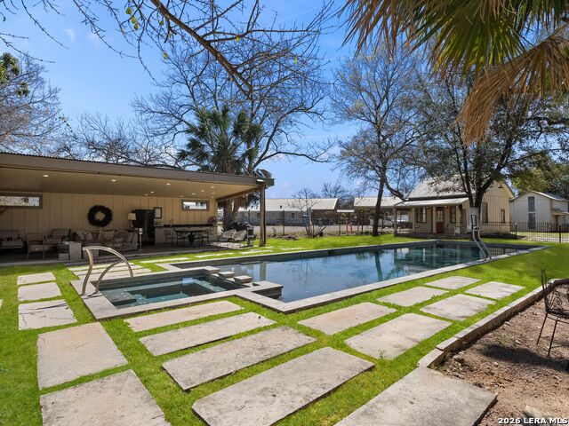 Image 37 of 60 For 372 Magazine Ave