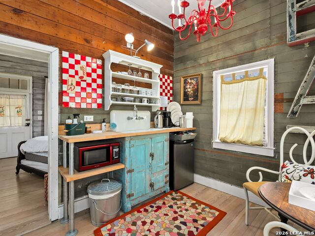 Image 47 of 60 For 372 Magazine Ave