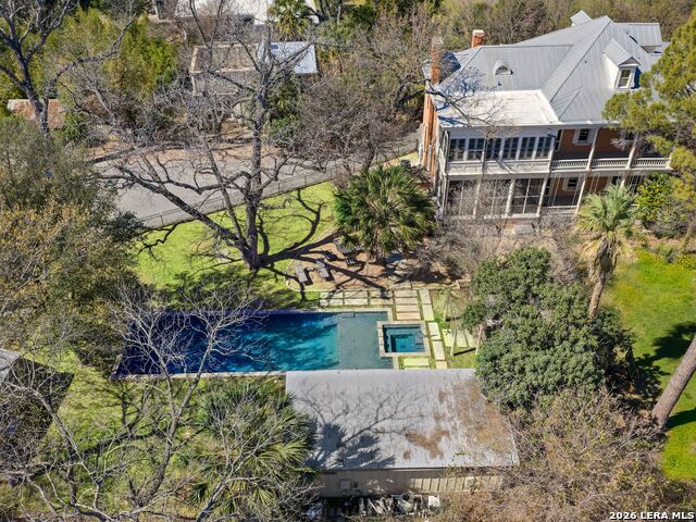 Image 57 of 60 For 372 Magazine Ave