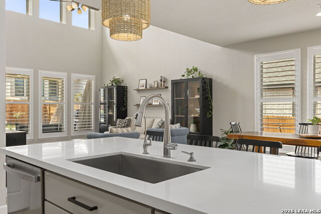 Image 23 of 55 For 1873 Luna Street