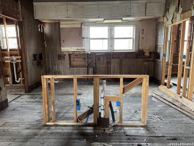 Image 18 of 35 For 511 Olive  