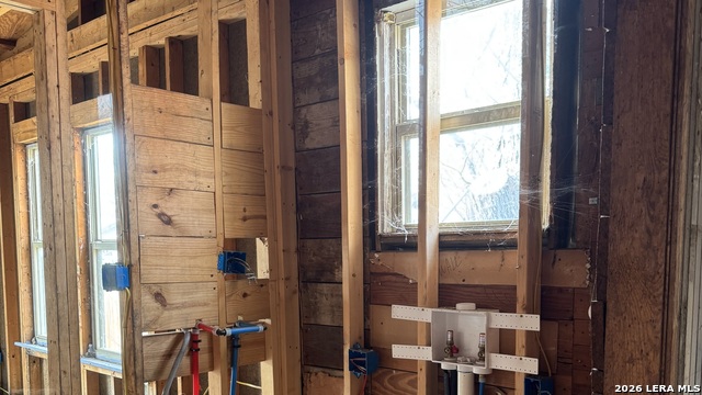 Image 19 of 35 For 511 Olive  