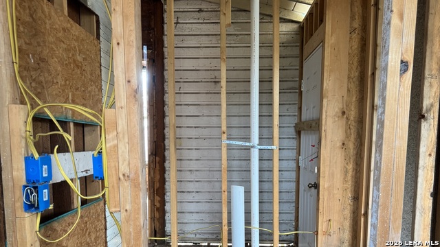 Image 20 of 35 For 511 Olive  