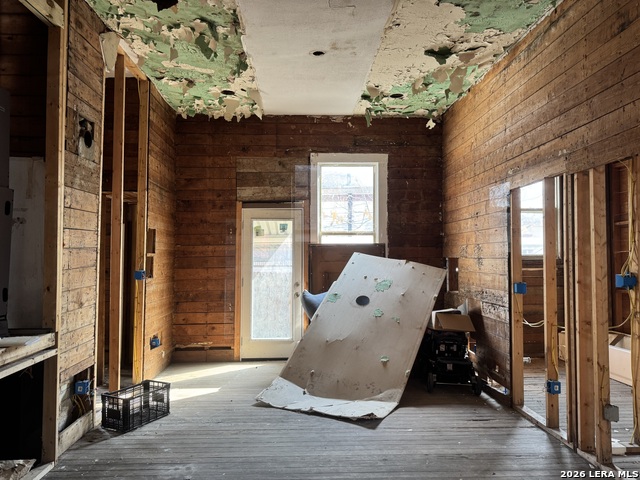 Image 26 of 35 For 511 Olive  