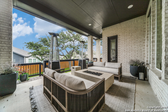 Image 34 of 36 For 10003 Ellenora