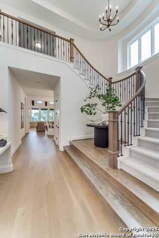 Image 4 of 36 For 10003 Ellenora