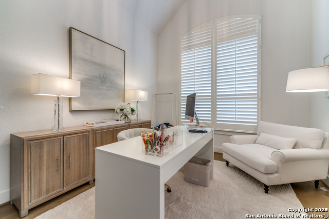 Image 6 of 36 For 10003 Ellenora