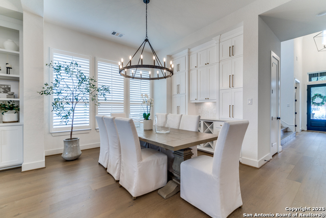 Image 7 of 36 For 10003 Ellenora