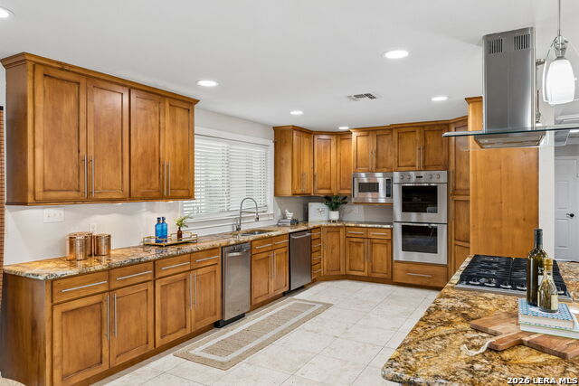 Image 15 of 48 For 451 Laramie Dr