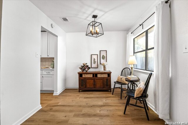 Image 13 of 30 For 13214 Larkbrook St