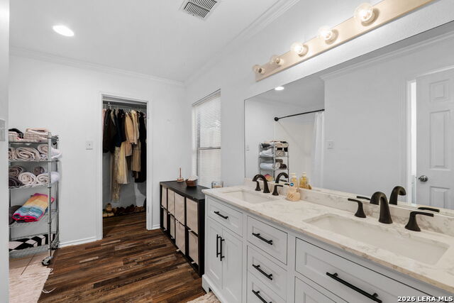 Image 16 of 29 For 17041 Vista Bluff Dr