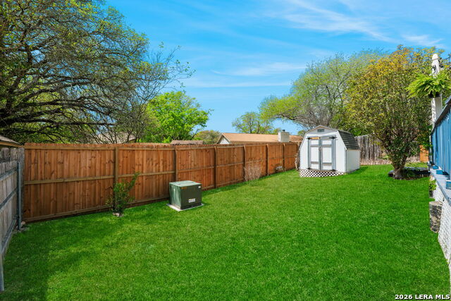 Image 26 of 29 For 17041 Vista Bluff Dr