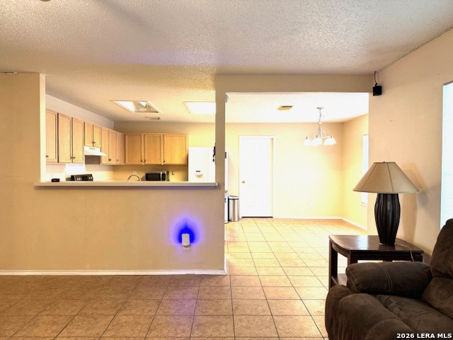 Image 7 of 27 For 6331 Donely  