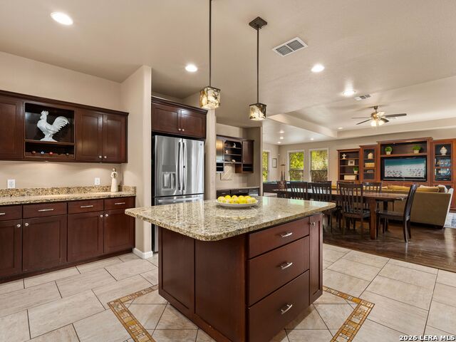 Image 19 of 90 For 15110 Tamaron