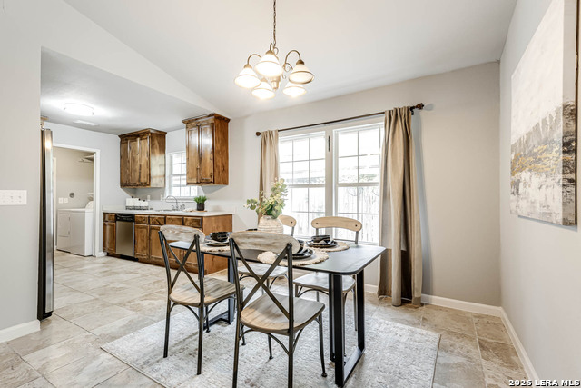 Image 4 of 18 For 4635 La Loma St