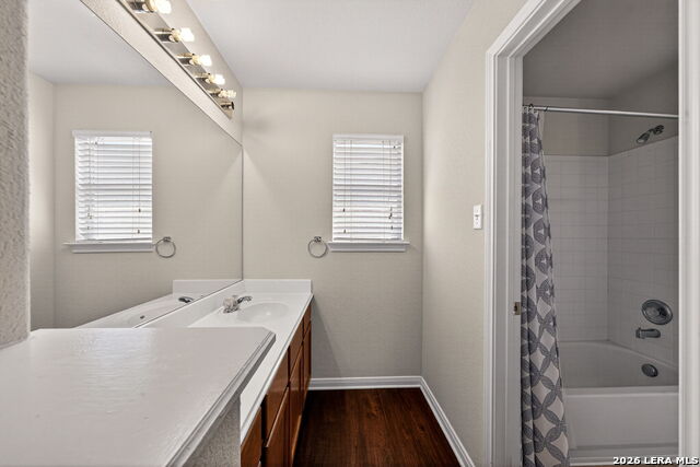 Image 25 of 41 For 515 Catanbo  