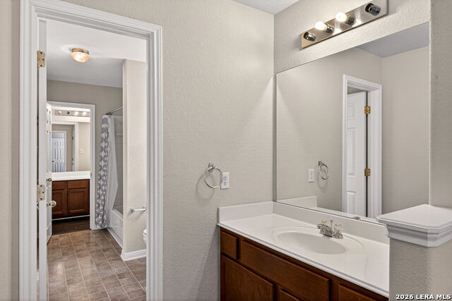 Image 26 of 41 For 515 Catanbo  