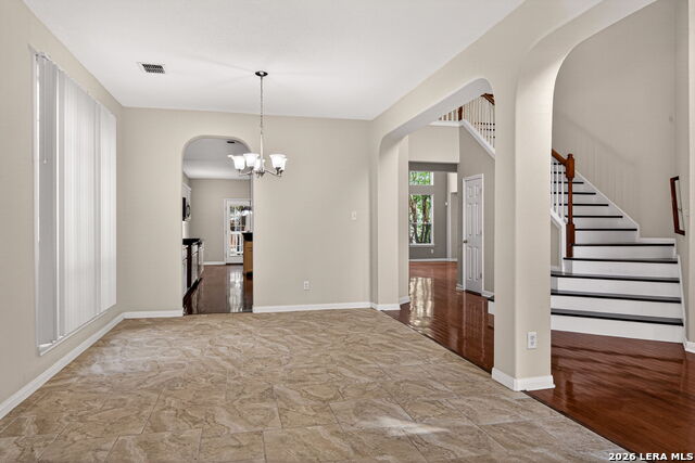 Image 29 of 41 For 515 Catanbo  