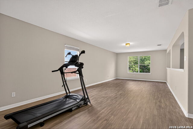 Image 30 of 41 For 515 Catanbo  