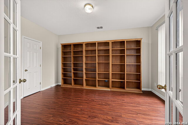 Image 8 of 41 For 515 Catanbo  