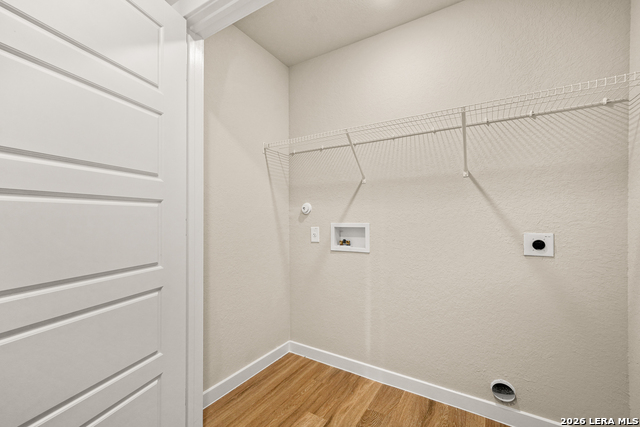 Image 13 of 14 For 2423 Hicks  