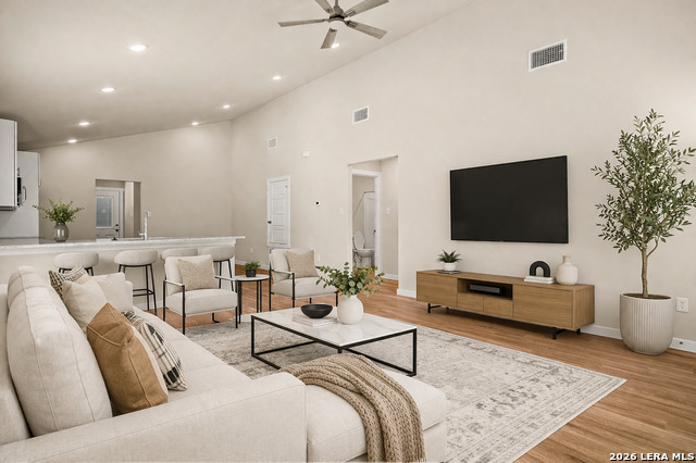 Image 3 of 14 For 2423 Hicks  