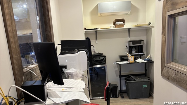 Image 5 of 13 For 3601 S Flores  1