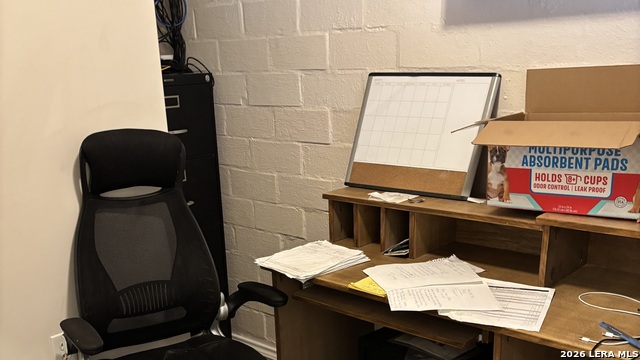 Image 6 of 13 For 3601 S Flores  1