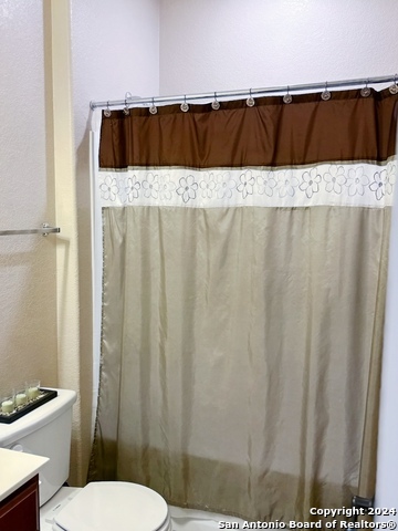 Image 8 of 13 For 11208 Hill Top Bend