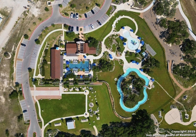 Image 17 of 18 For 129 Milagro  