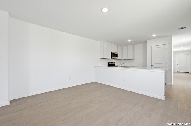 Image 11 of 24 For 964 Pastar Crk