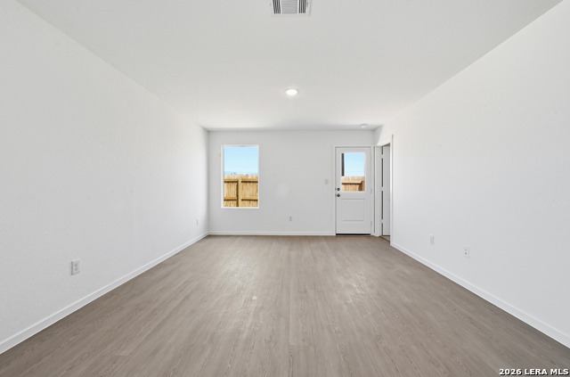 Image 12 of 24 For 964 Pastar Crk