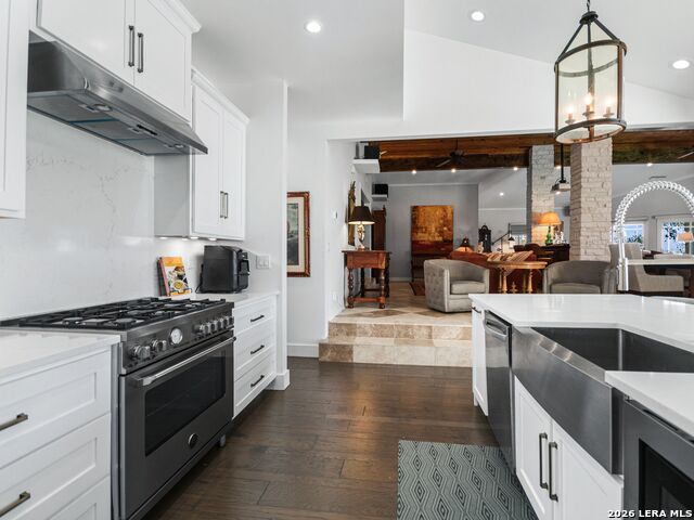 Image 22 of 56 For 14407 Challedon Circle