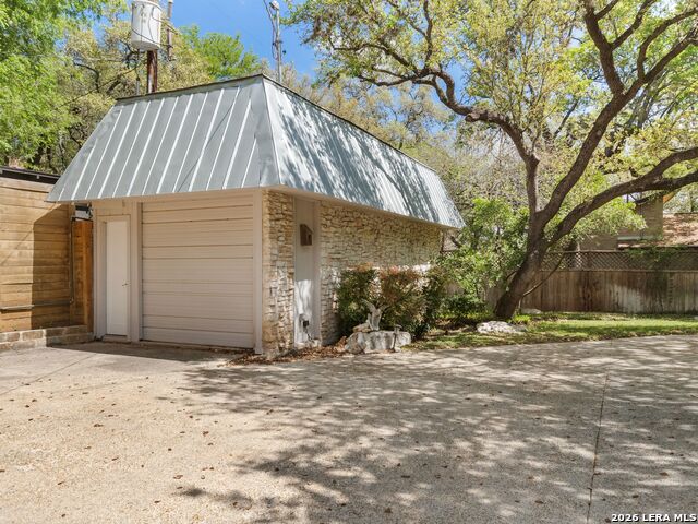 Image 34 of 56 For 14407 Challedon Circle