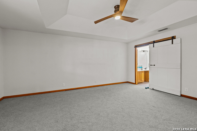 Listing photo id 11 for 181 Skytrail