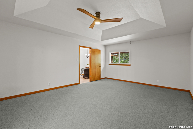 Listing photo id 12 for 181 Skytrail