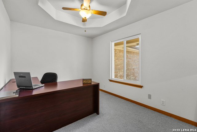 Listing photo id 15 for 181 Skytrail