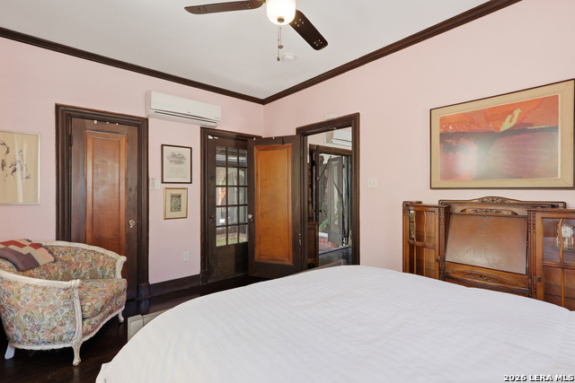 Image 21 of 47 For 315 Club Dr  