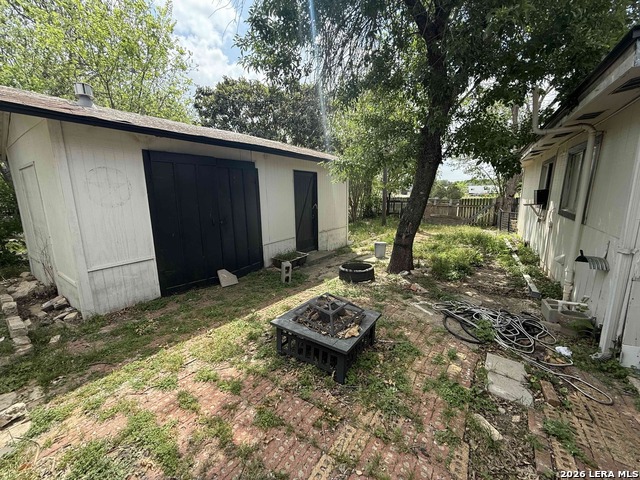 Image 18 of 18 For 903 Walnut E