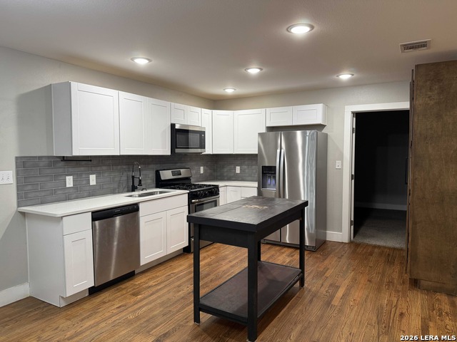 Image 5 of 18 For 903 Walnut E