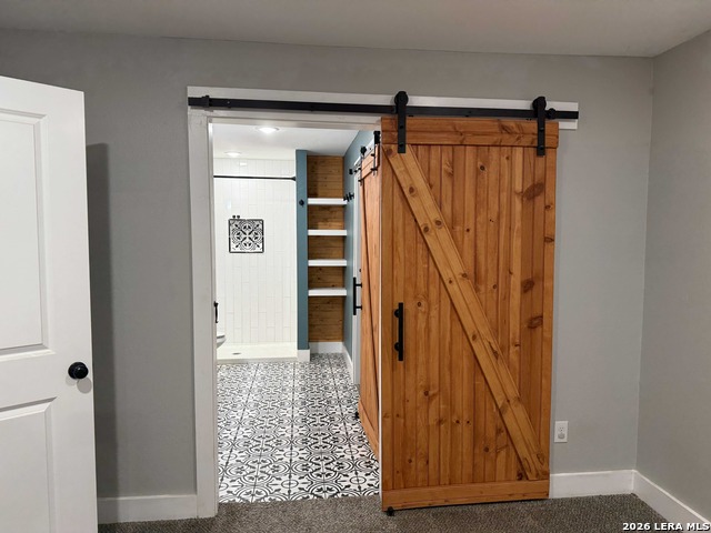 Image 9 of 18 For 903 Walnut E