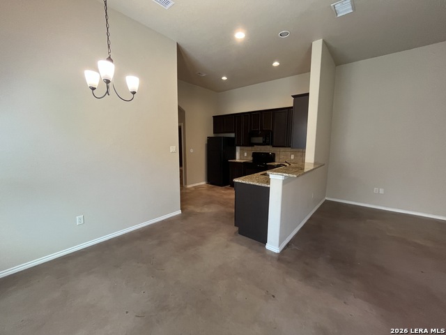 Image 6 of 21 For 170 Joanne  