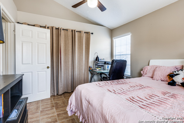 Image 13 of 21 For 12 Cross Canyon