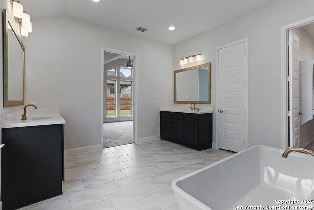 Image 18 of 31 For 10016 Rebecca Place