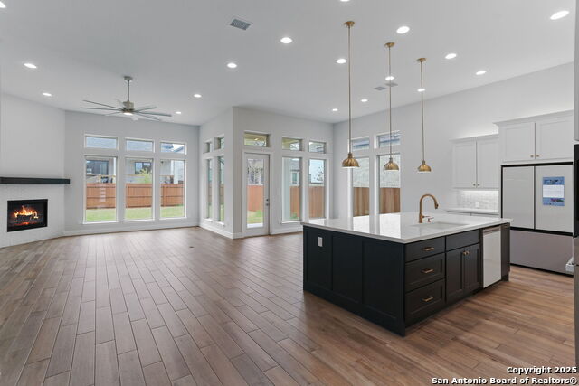 Image 8 of 31 For 10016 Rebecca Place