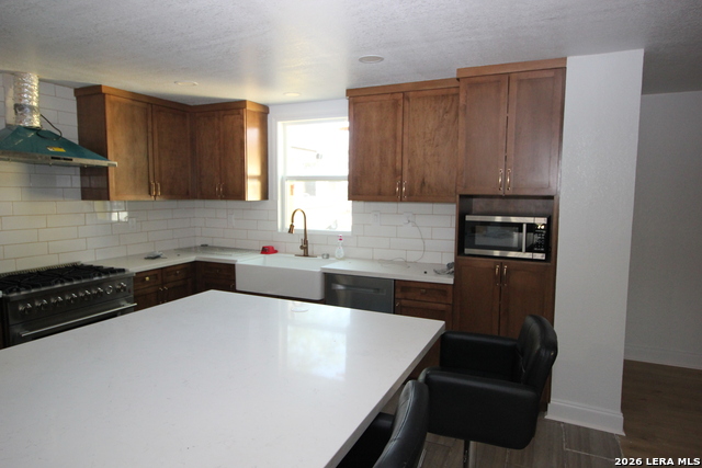 Image 10 of 32 For 15431 Rosa Trl