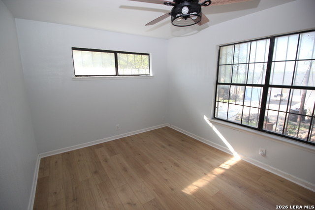 Image 24 of 32 For 15431 Rosa Trl