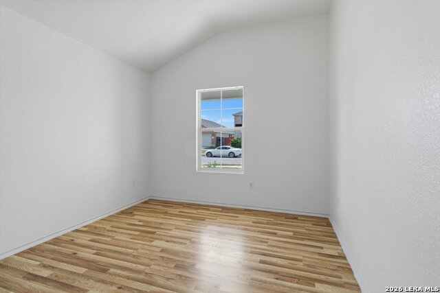 Image 16 of 27 For 7422 Copper Cliff