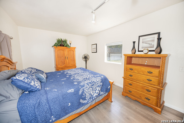 Image 10 of 40 For 9623 Geronimo Oaks